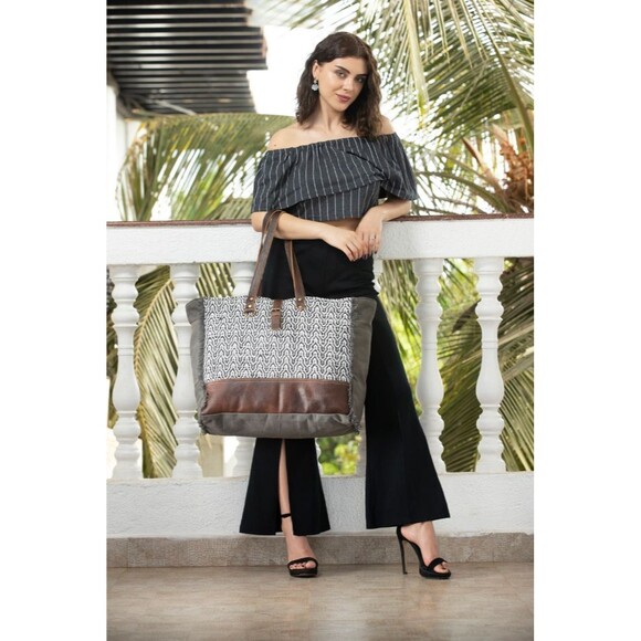 Myra Bag Handmade Elliptica Weekender Tote Bag Upcycled Canvas & Cowhide Leather - Picture 1 of 8